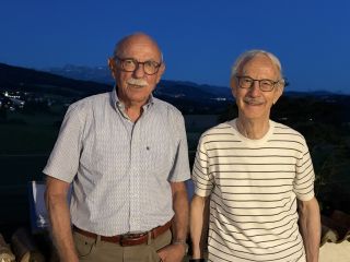 IG wählt zwei Ehrenmitglieder